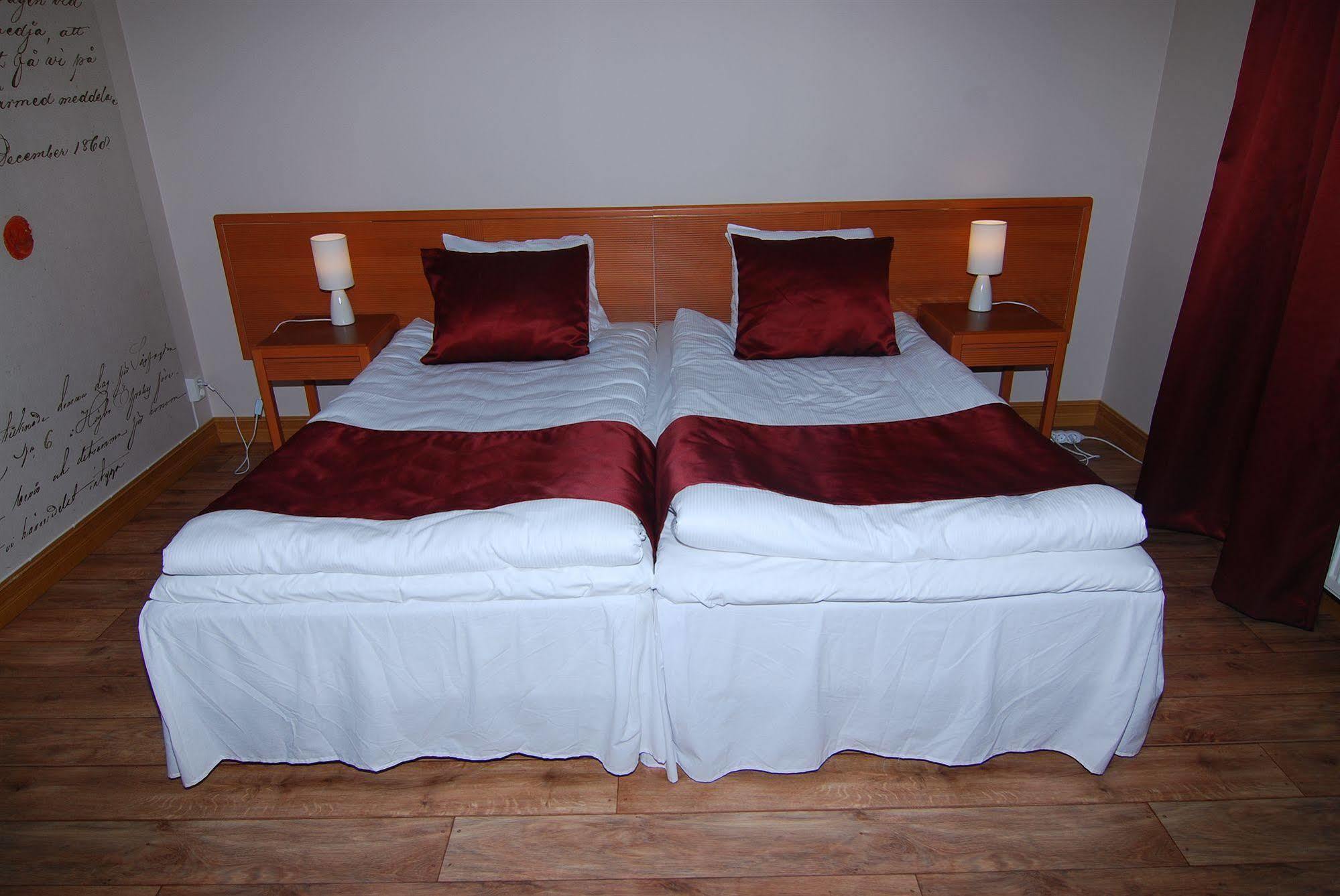 Hoegbo Hotell Skommarsgarden Сандвикен Екстериор снимка
